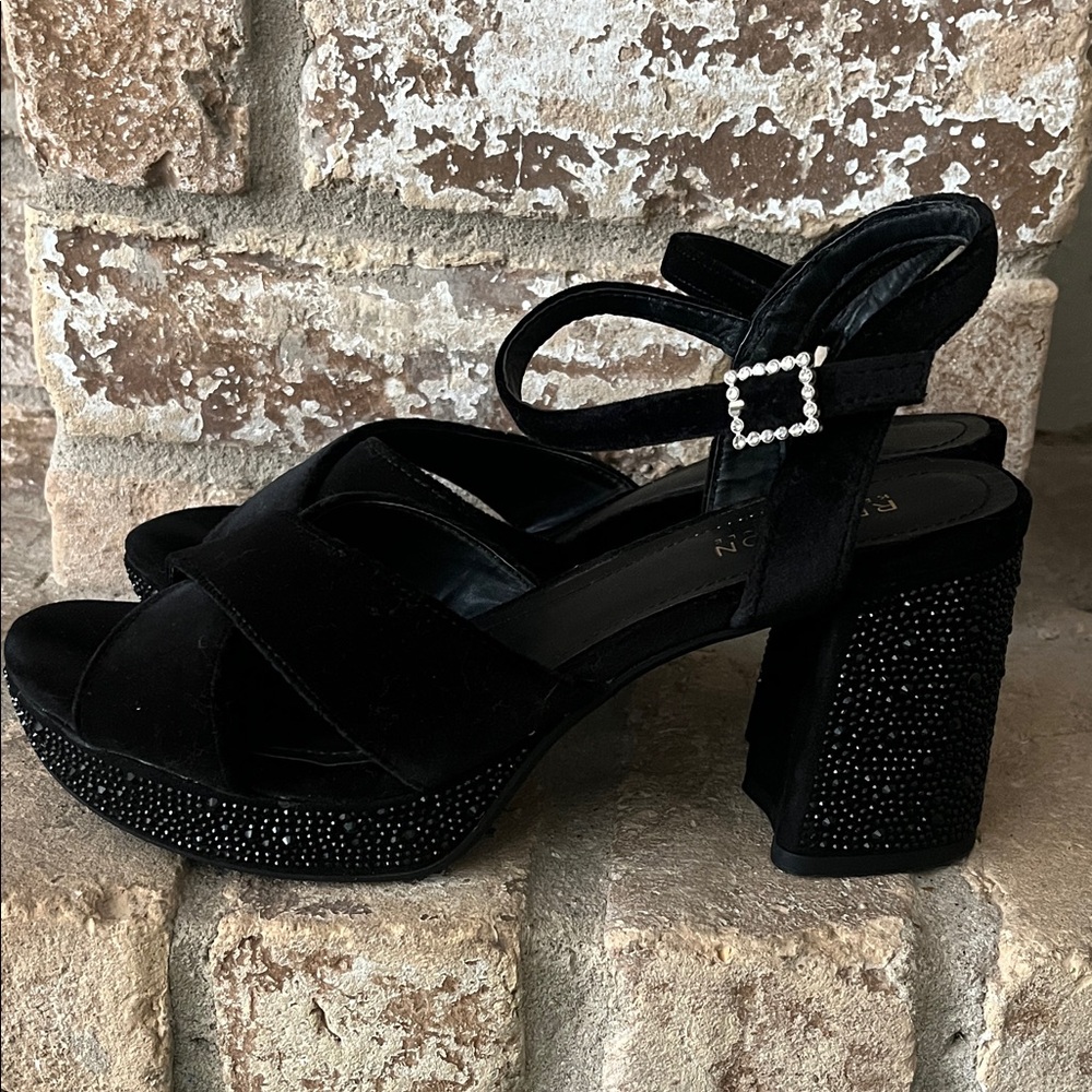 Kenneth Cole Black Heels with Rhinestone Accent